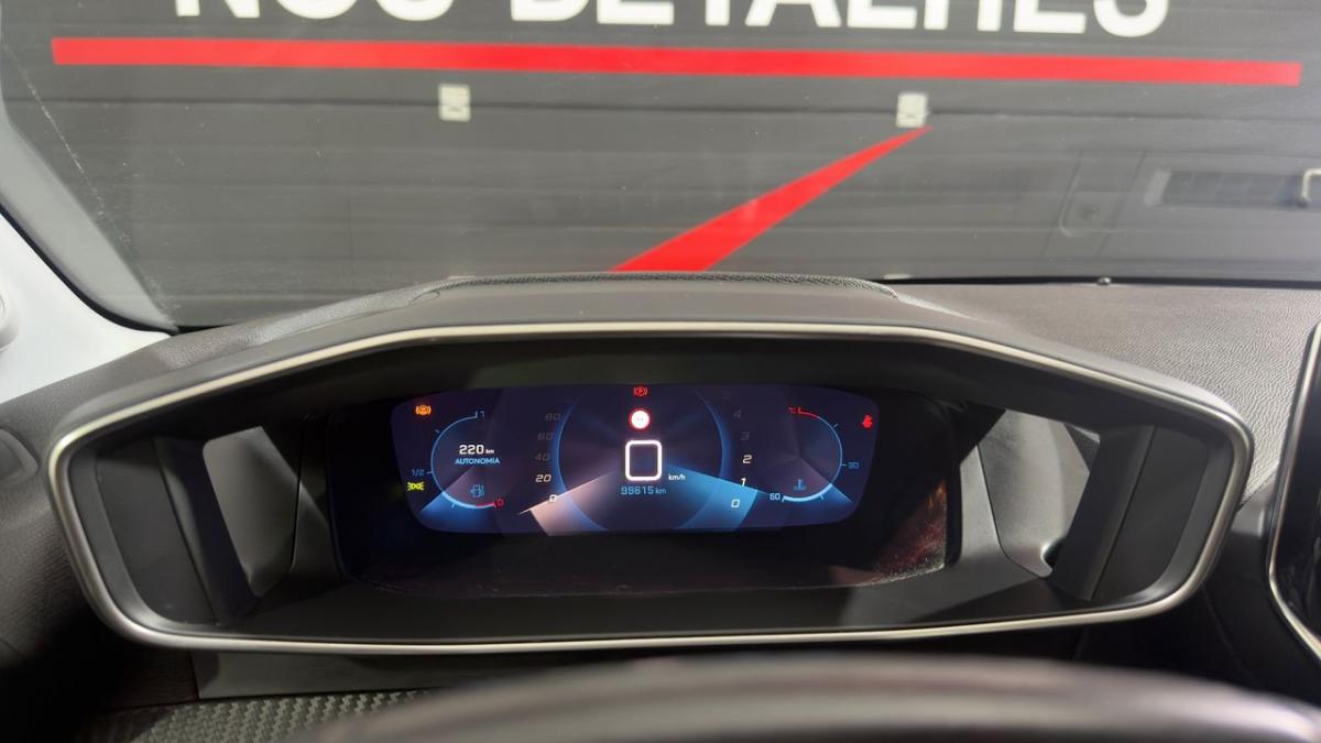 peugeot-208-2019-gasolina-1199cc