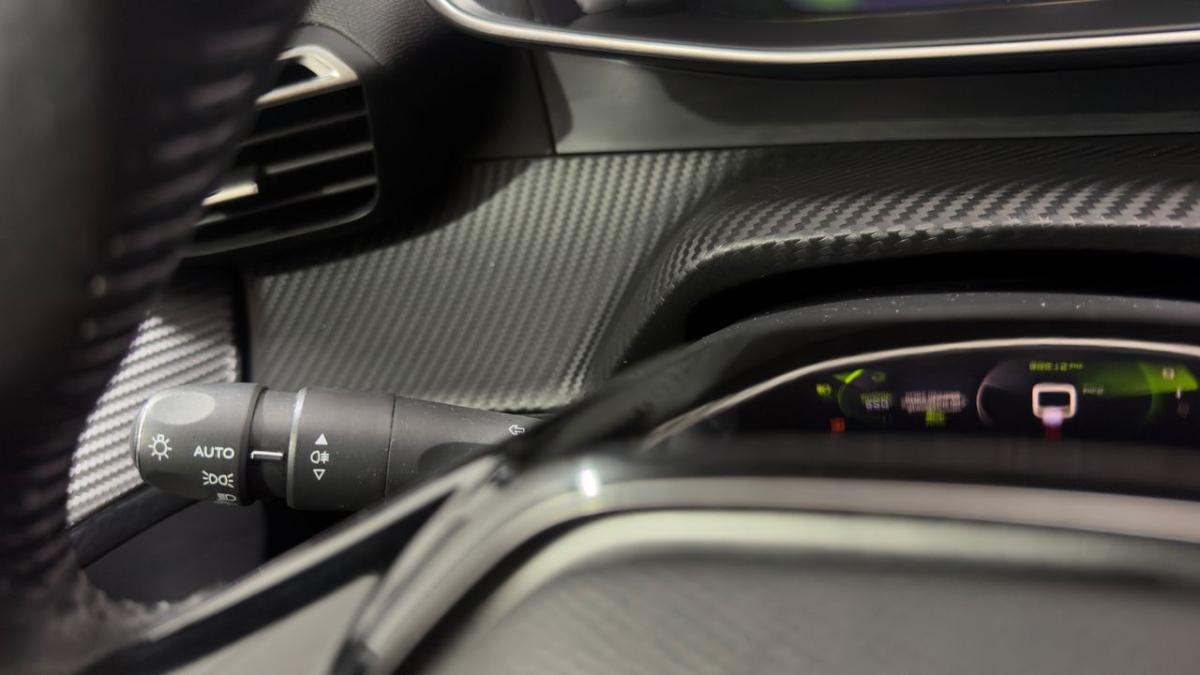 peugeot-208-2019-gasolina-1199cc