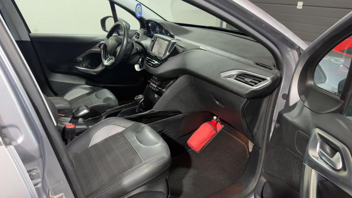 peugeot-2008-2018-gasolina-1199cc