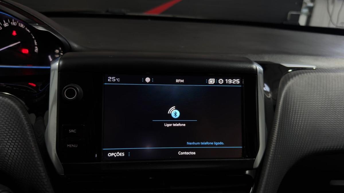 peugeot-2008-2018-gasolina-1199cc
