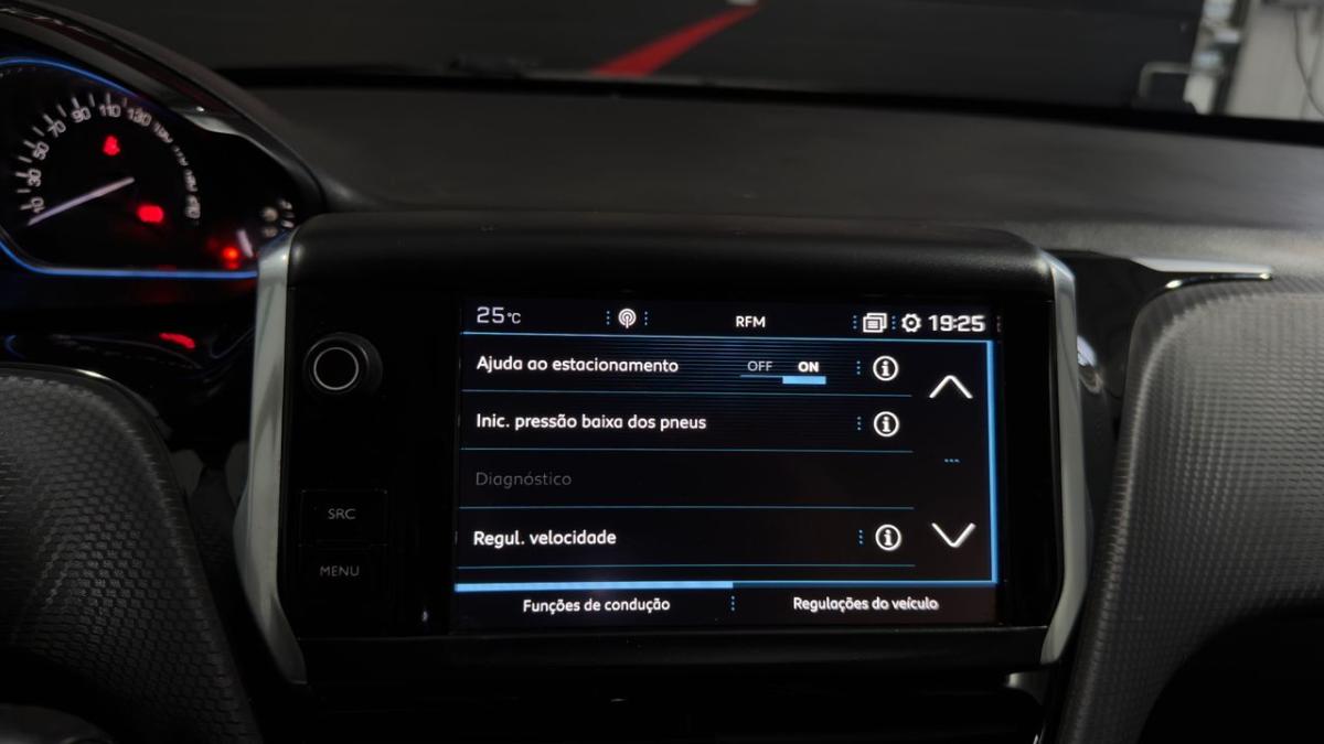 peugeot-2008-2018-gasolina-1199cc