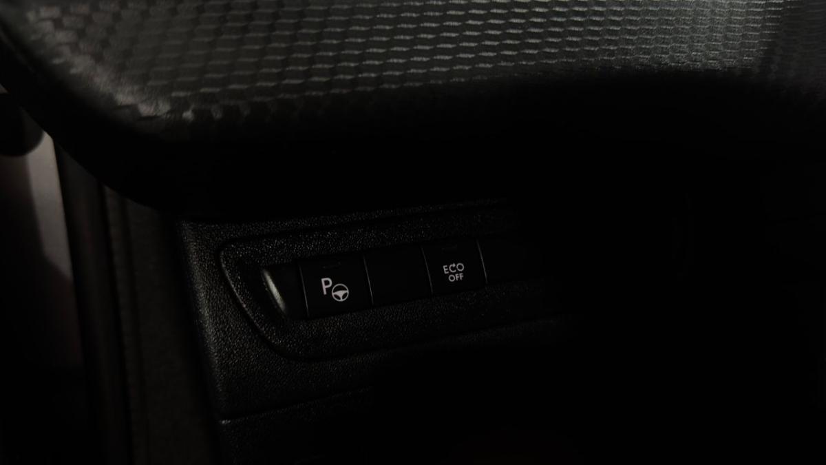 peugeot-2008-2018-gasolina-1199cc