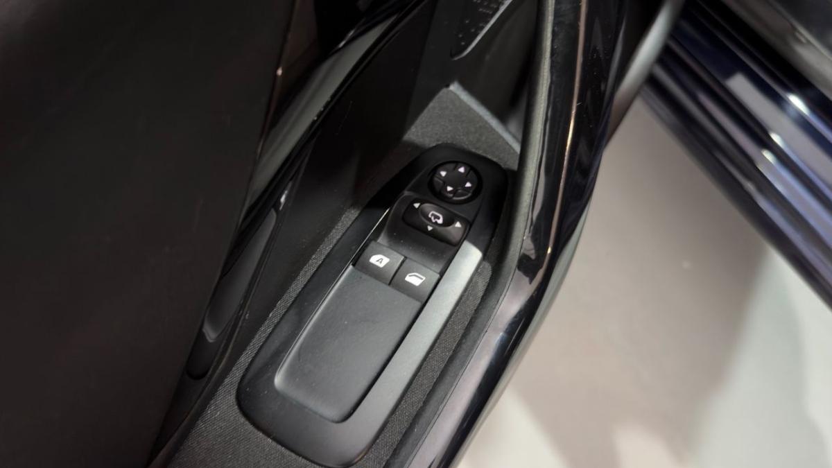 peugeot-208-2019-gasolina-1199cc