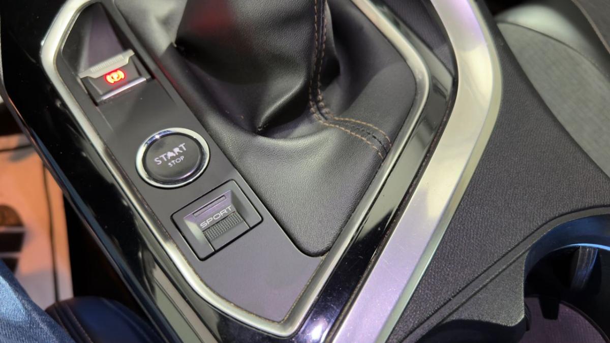 peugeot-3008-2018-gasolina-1199cc