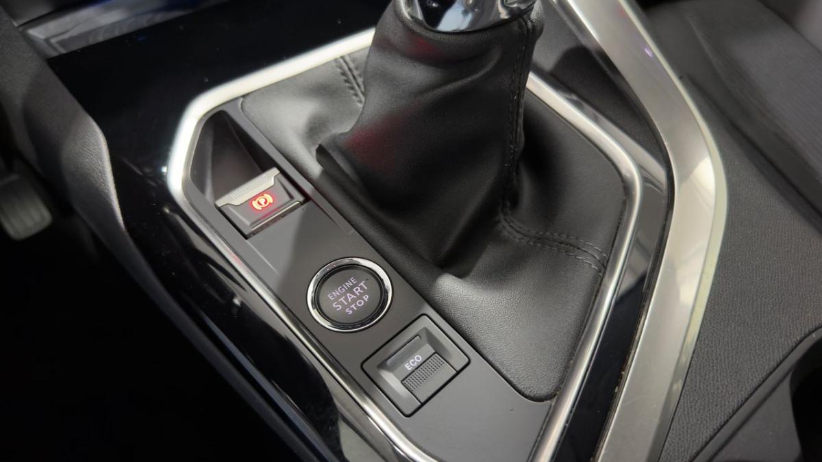 peugeot-3008-2021-gasolina-1199cc