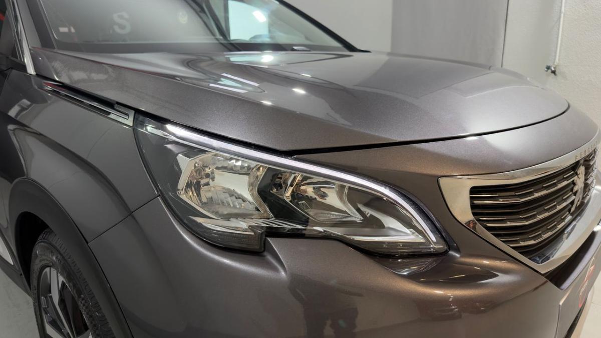 peugeot-5008-2019-gasolina-1199cc