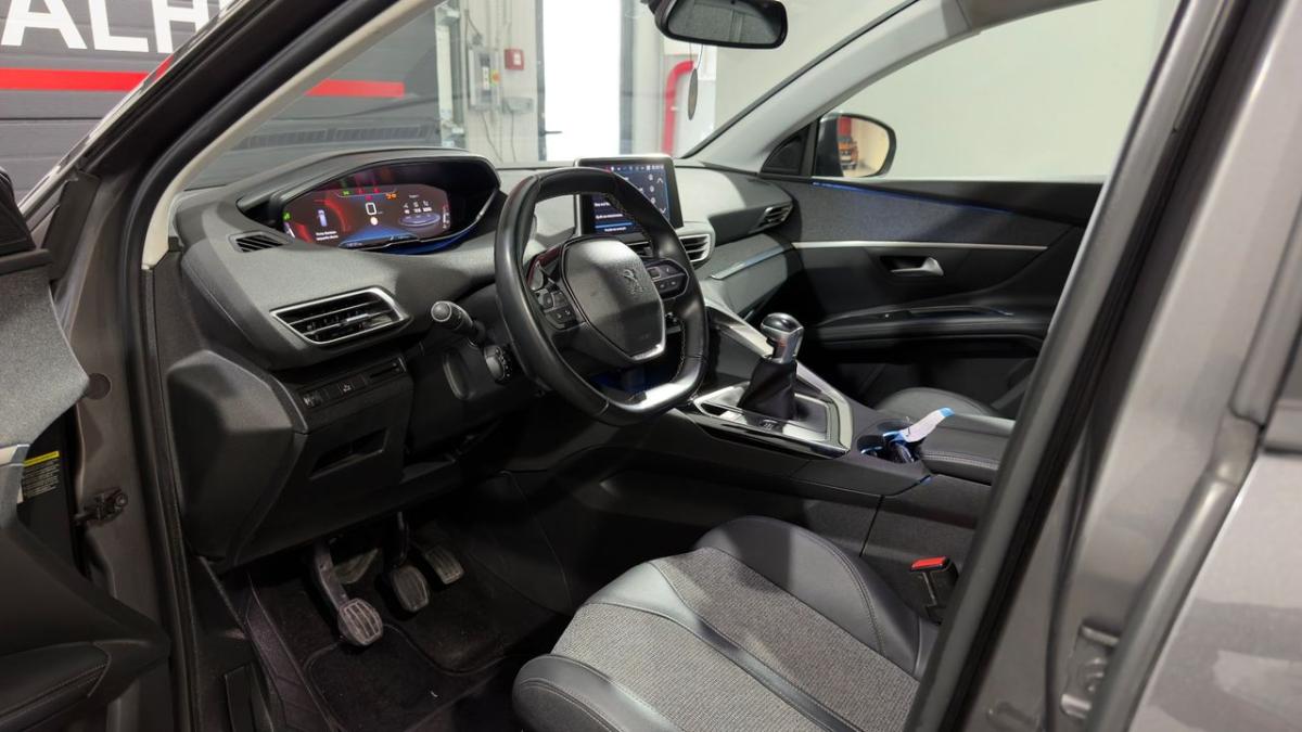 peugeot-5008-2019-gasolina-1199cc