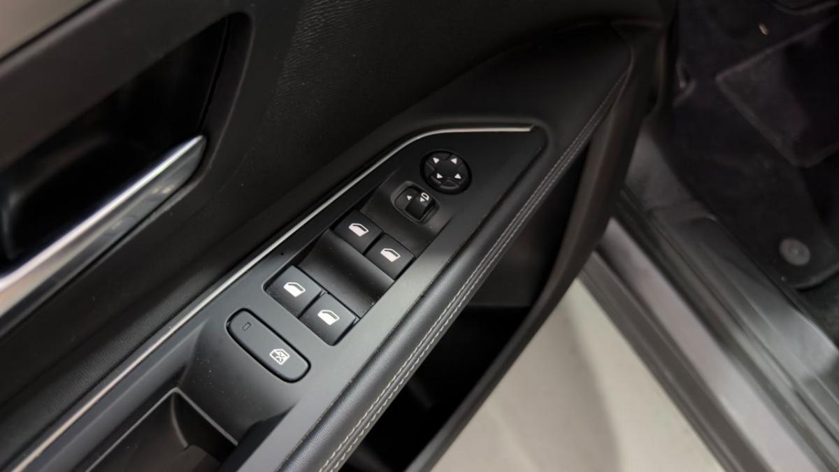 peugeot-5008-2019-gasolina-1199cc