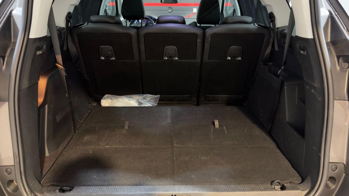 peugeot-5008-2019-gasolina-1199cc