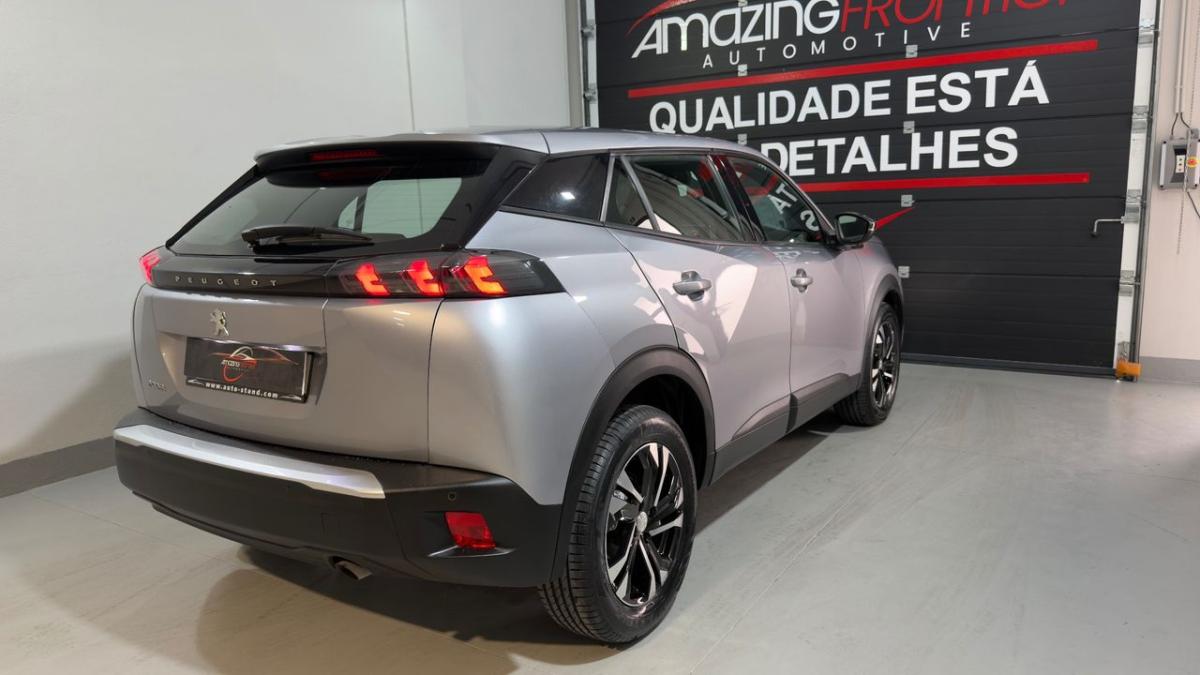 peugeot-2008-2023-gasolina-1199cc