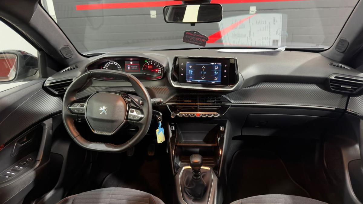 peugeot-2008-2023-gasolina-1199cc