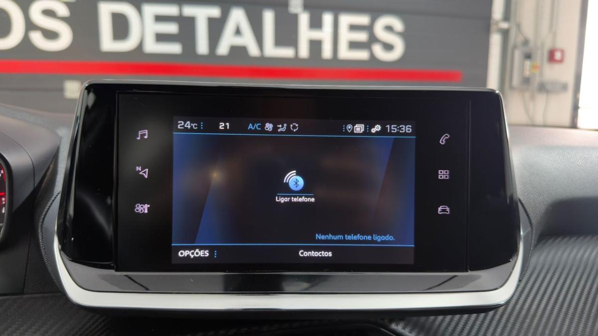peugeot-2008-2023-gasolina-1199cc