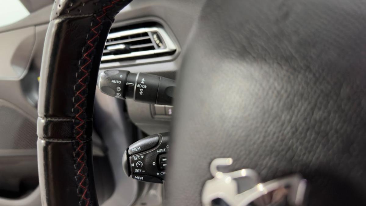 peugeot-308-2019-gasolina-1199cc