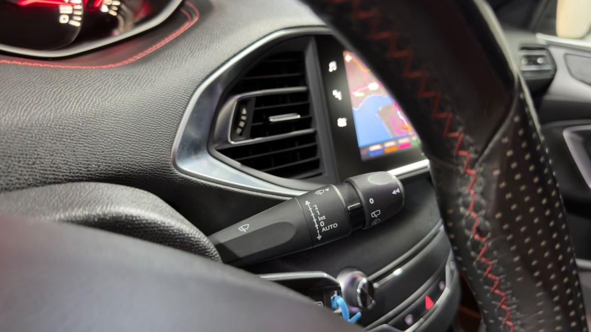 peugeot-308-2019-gasolina-1199cc