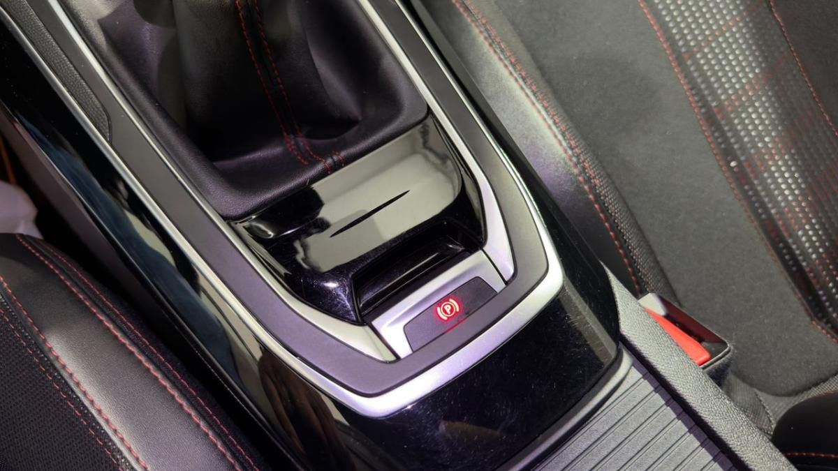 peugeot-308-2019-gasolina-1199cc