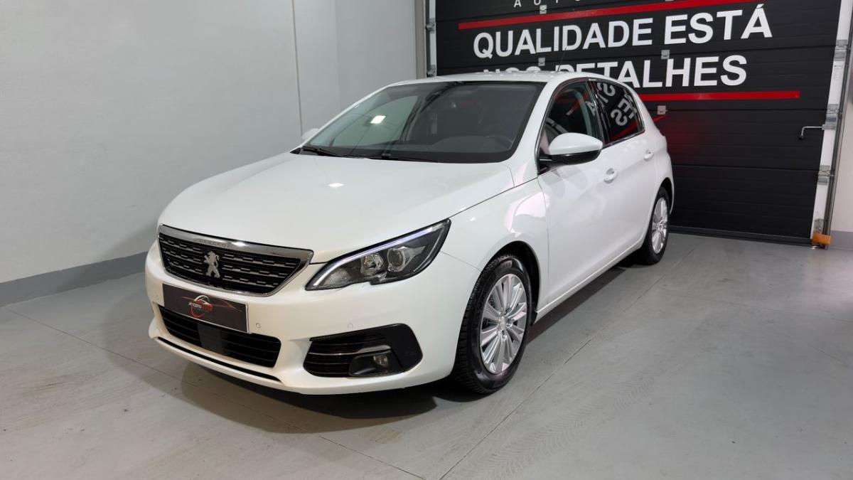 peugeot-308-2021-gasolina-1199cc