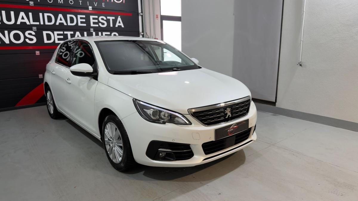 peugeot-308-2021-gasolina-1199cc