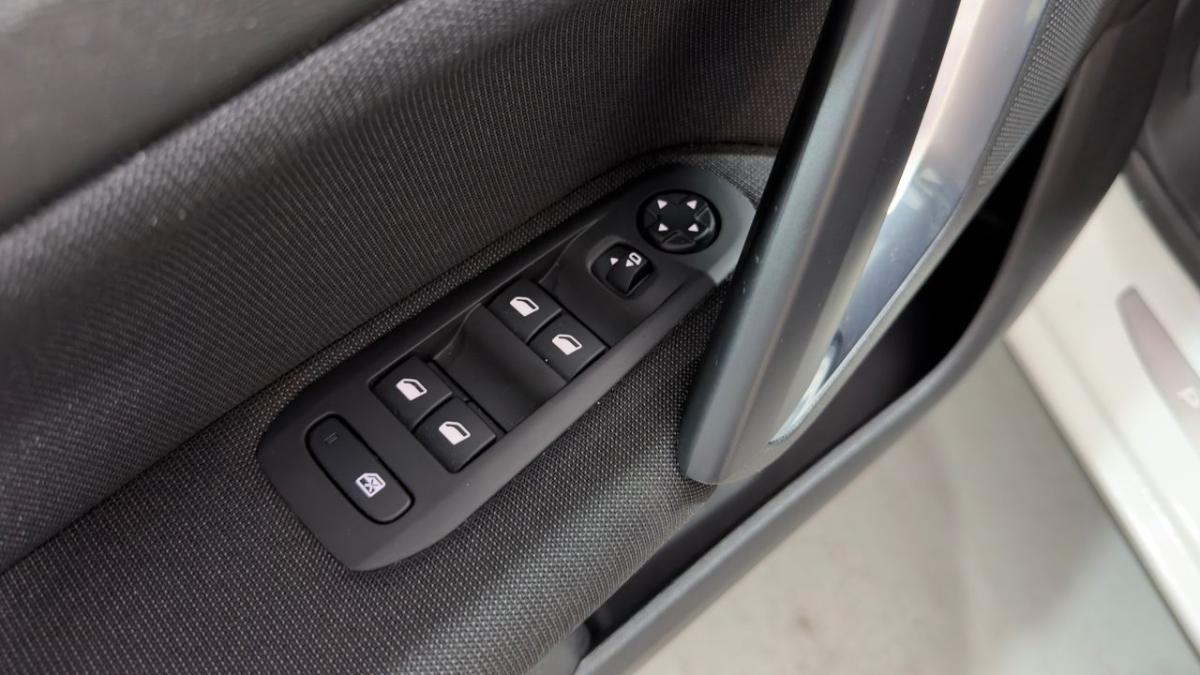 peugeot-308-2021-gasolina-1199cc