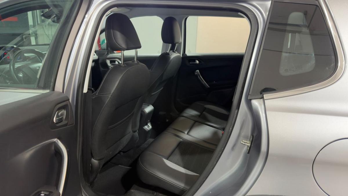 peugeot-2008-2018-diesel-1560cc