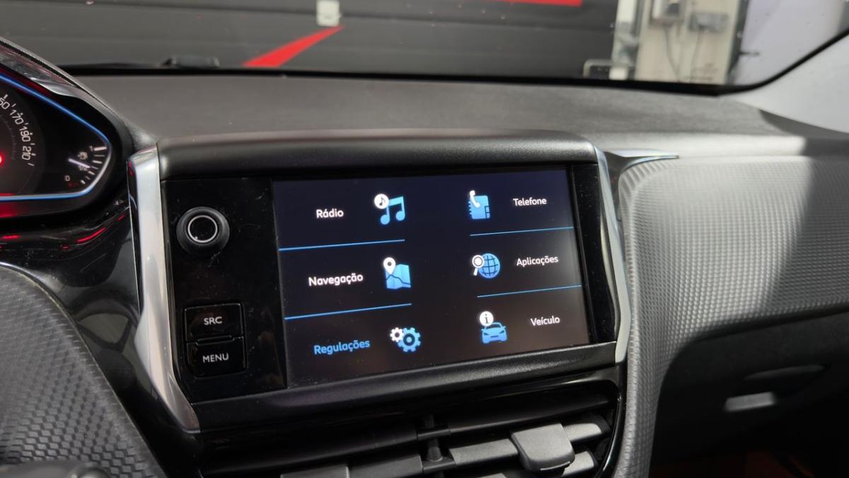 peugeot-2008-2018-diesel-1560cc