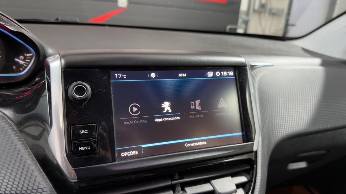 peugeot-2008-2018-diesel-1560cc