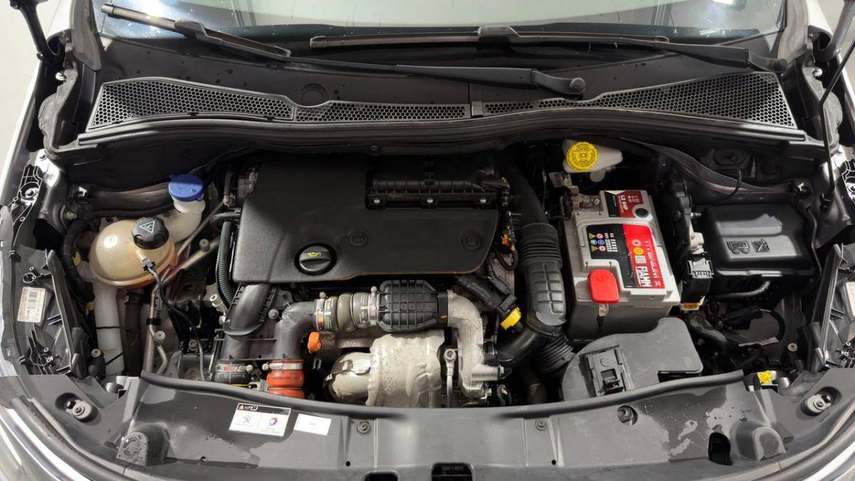 peugeot-2008-2018-diesel-1560cc