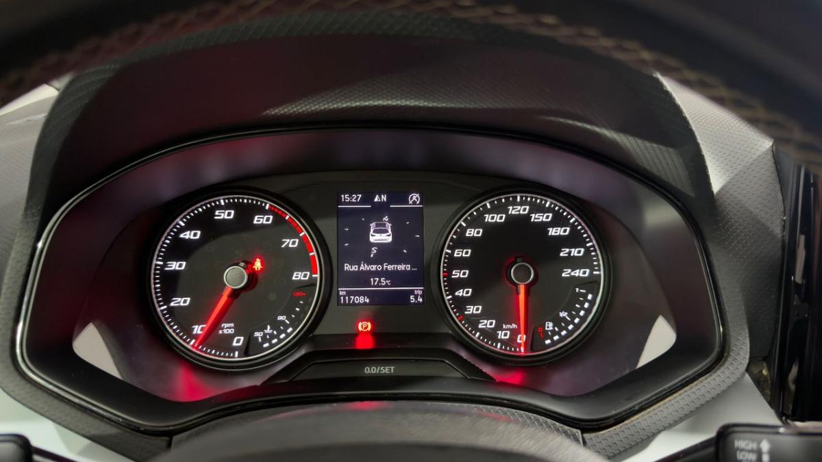 seat-arona-2022-gasolina-999cc