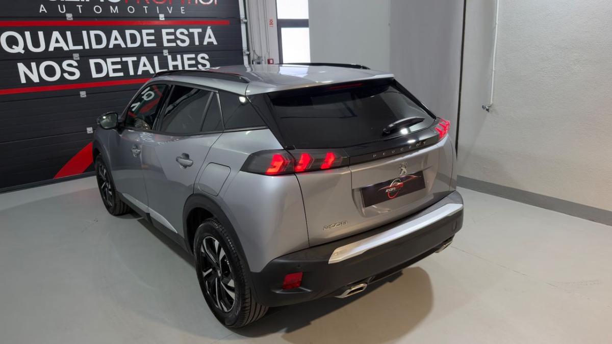 peugeot-2008-2022-gasolina-1199cc