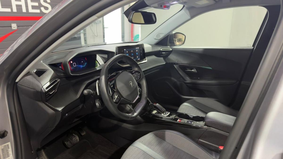 peugeot-2008-2022-gasolina-1199cc