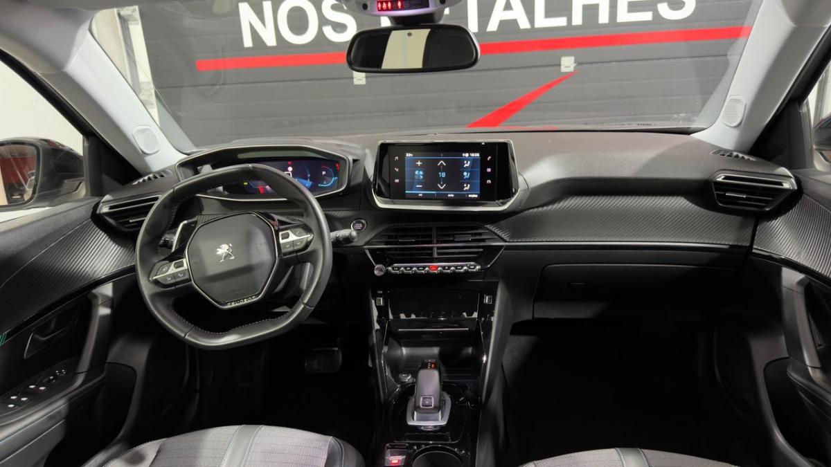 peugeot-2008-2022-gasolina-1199cc