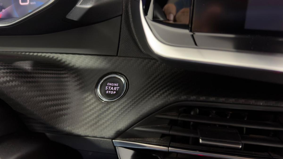 peugeot-2008-2022-gasolina-1199cc