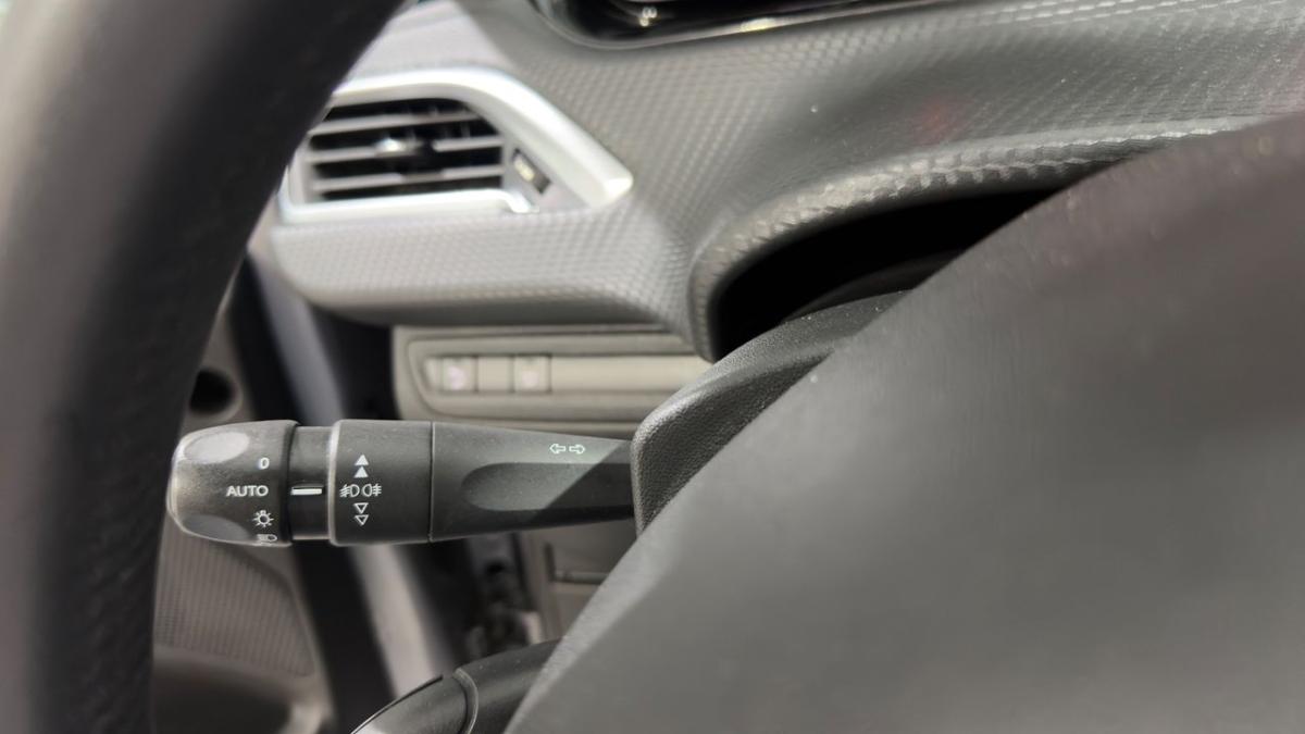 peugeot-208-2019-gasolina-1199cc
