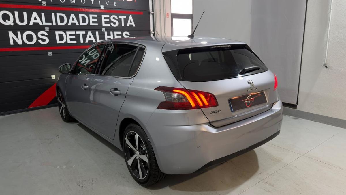 peugeot-308-2018-gasolina-1199cc