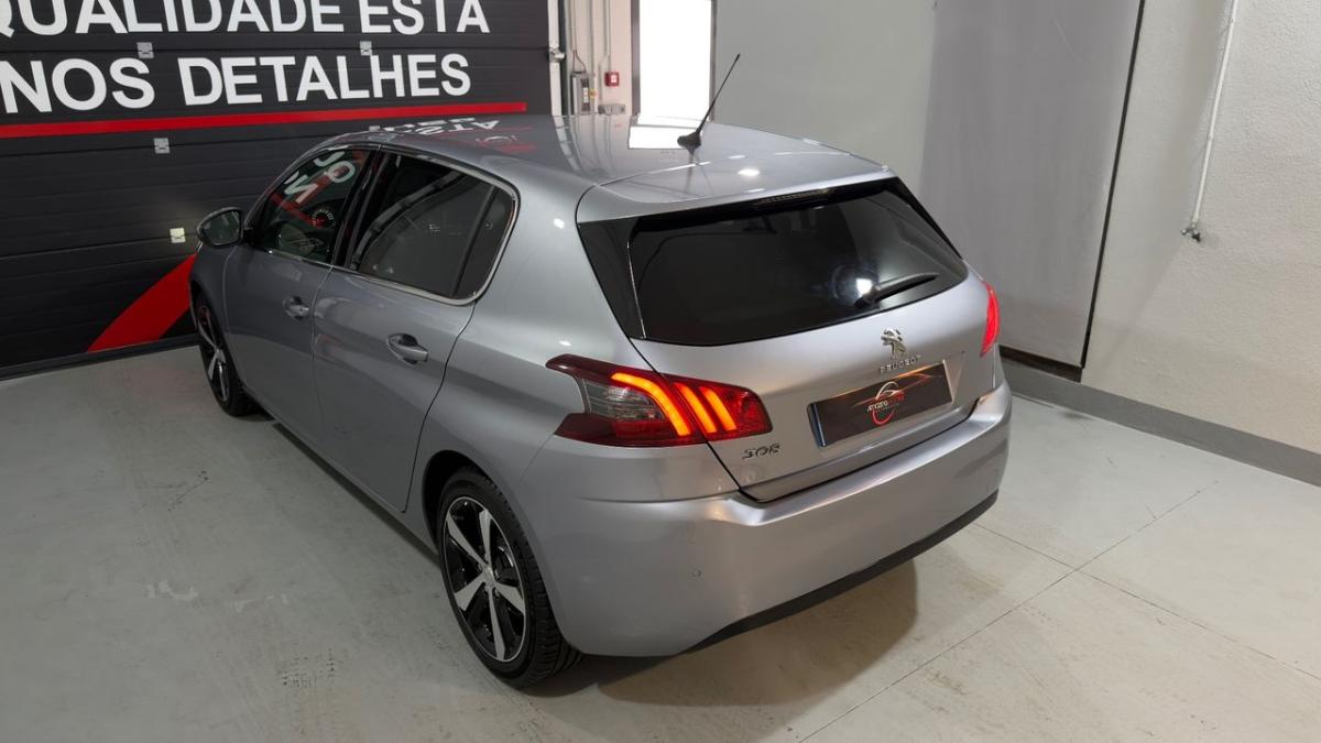 peugeot-308-2018-gasolina-1199cc
