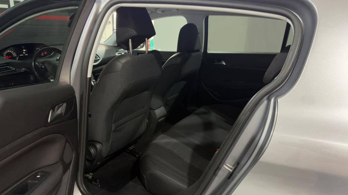 peugeot-308-2018-gasolina-1199cc