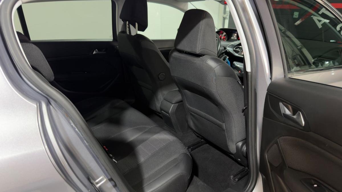 peugeot-308-2018-gasolina-1199cc