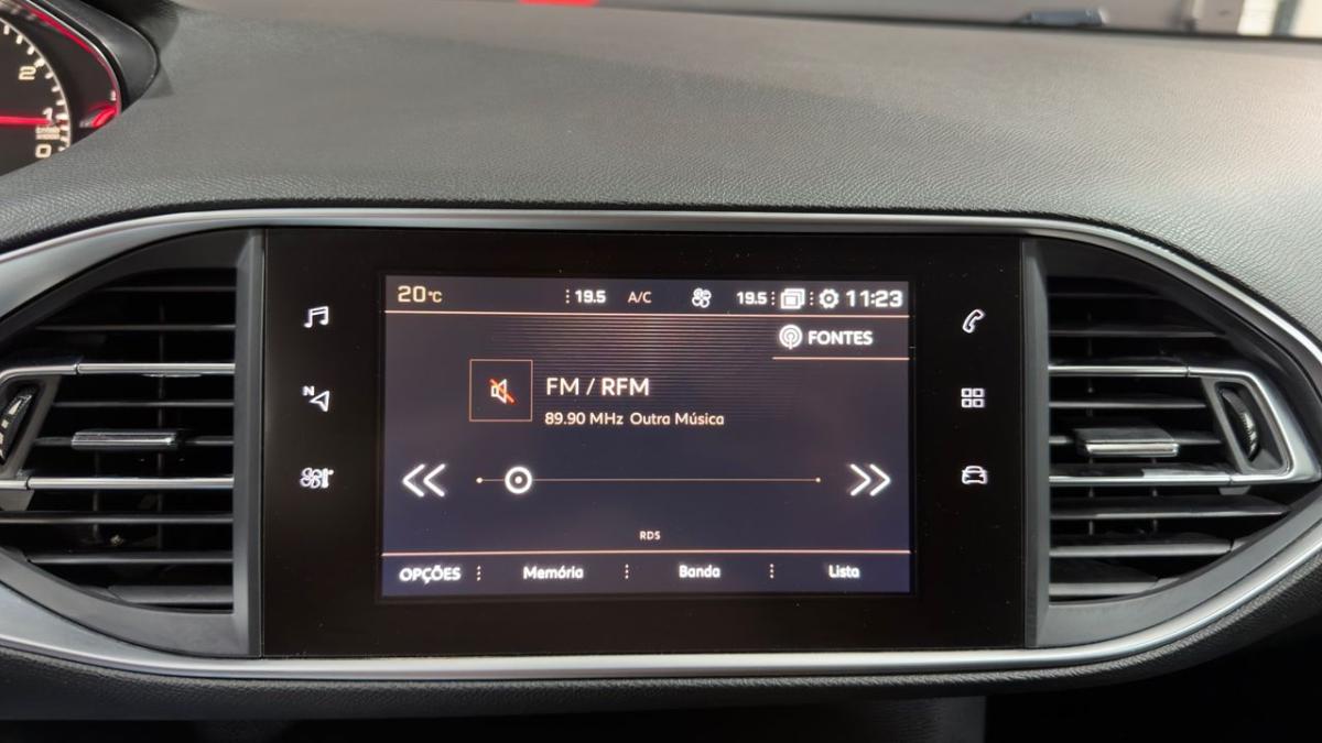 peugeot-308-2018-gasolina-1199cc