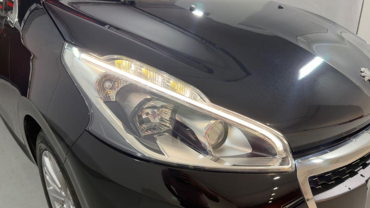 peugeot-208-2018-gasolina-1199cc