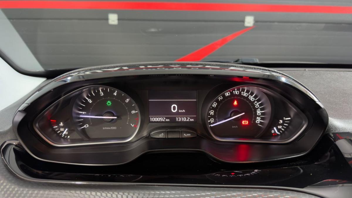 peugeot-208-2018-gasolina-1199cc