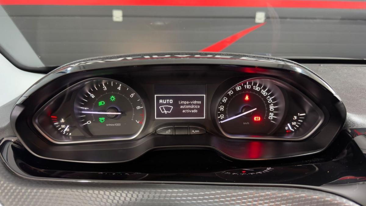 peugeot-208-2018-gasolina-1199cc