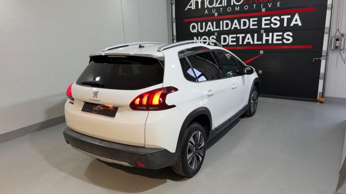 peugeot-2008-2018-gasolina-1199cc