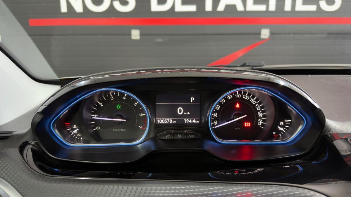 peugeot-2008-2018-gasolina-1199cc