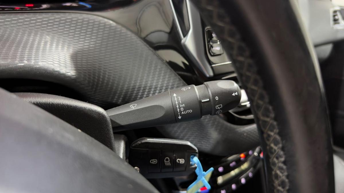 peugeot-2008-2018-gasolina-1199cc