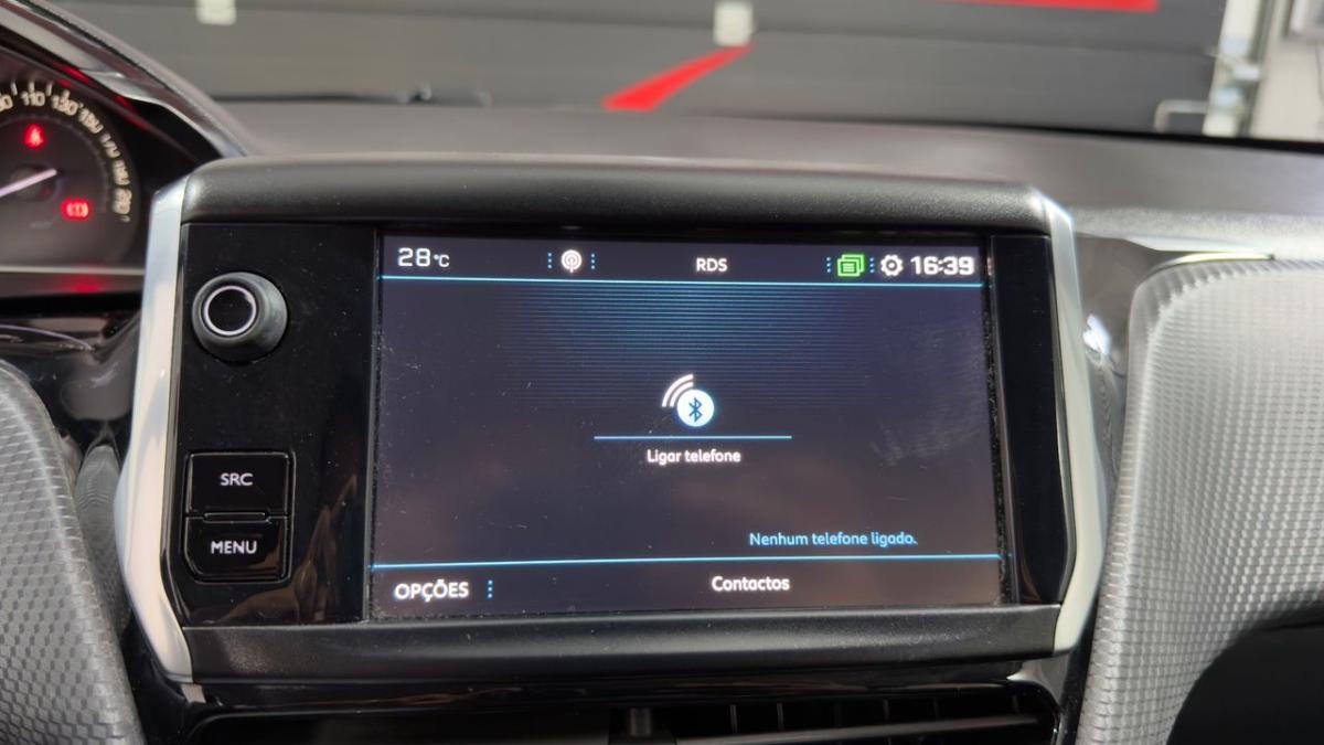 peugeot-208-2018-gasolina-1199cc