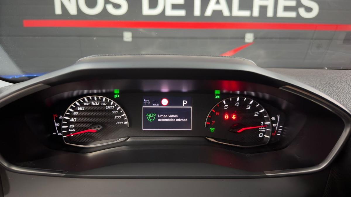 peugeot-2008-2021-gasolina-1199cc