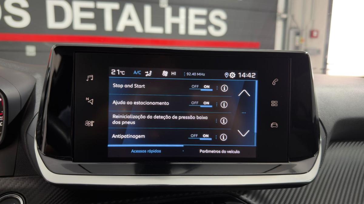 peugeot-2008-2021-gasolina-1199cc