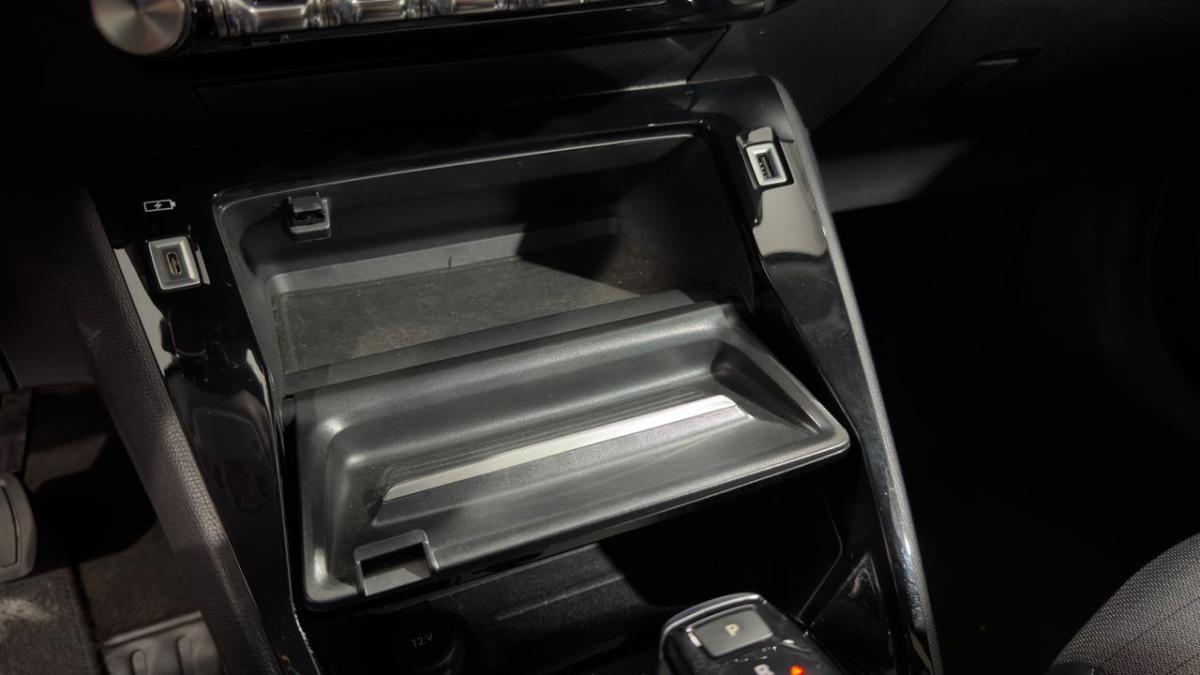 peugeot-2008-2021-gasolina-1199cc