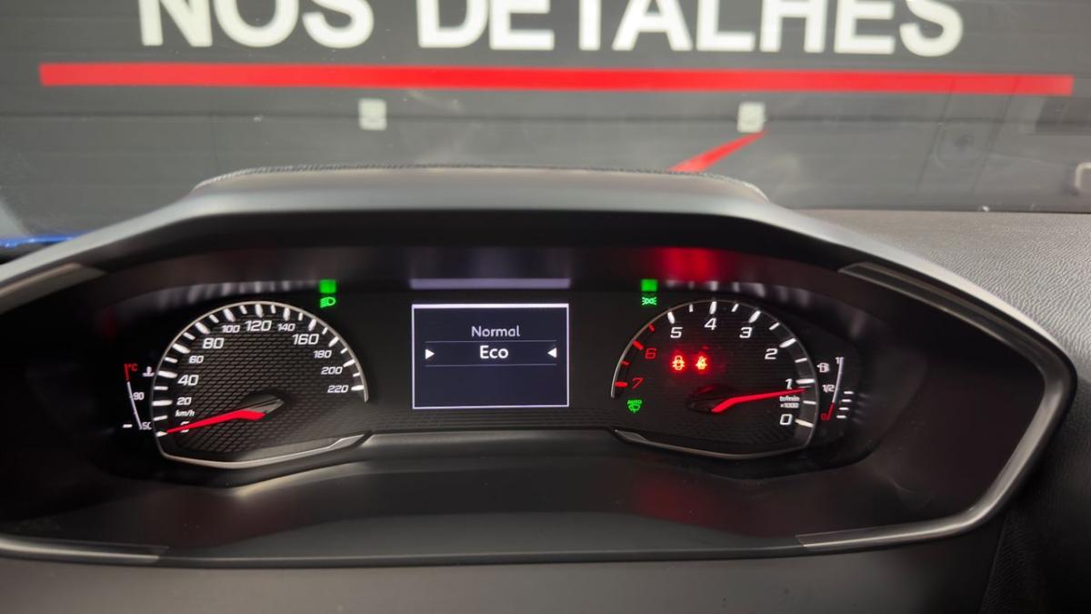 peugeot-2008-2021-gasolina-1199cc