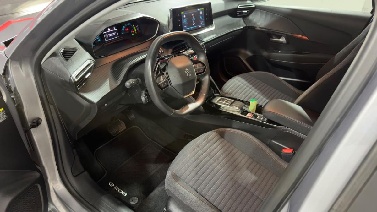 peugeot-208-2023-eletrico-0cc