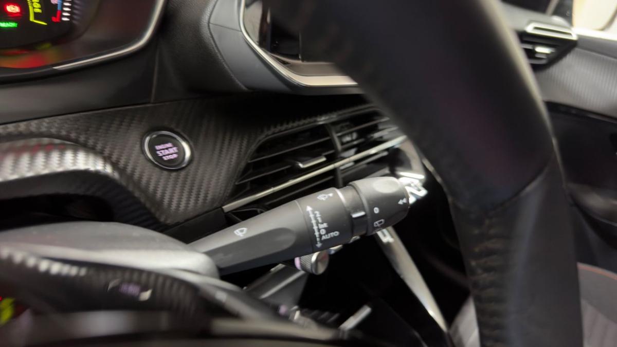 peugeot-208-2023-eletrico-0cc